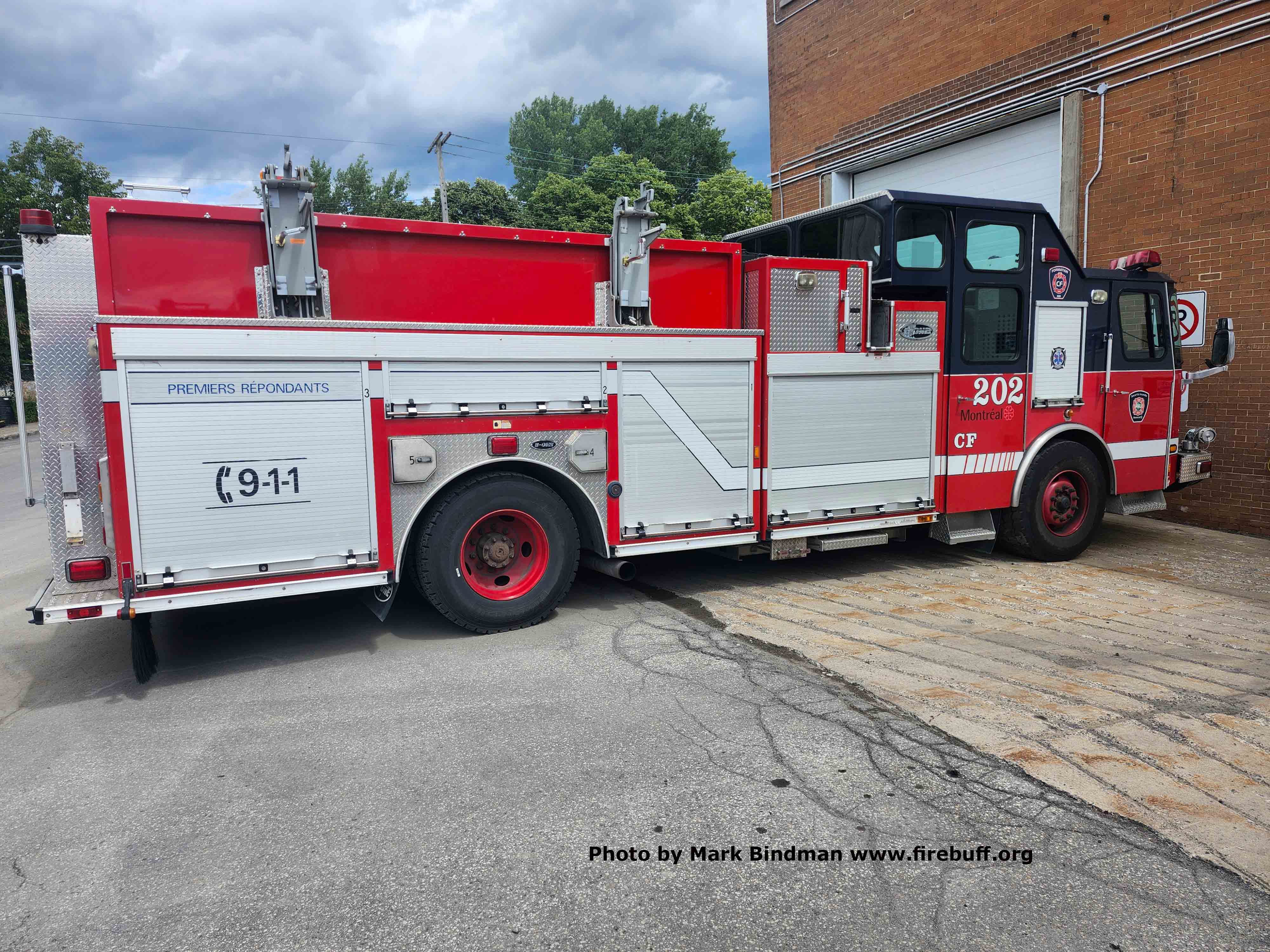 Training Engine 202